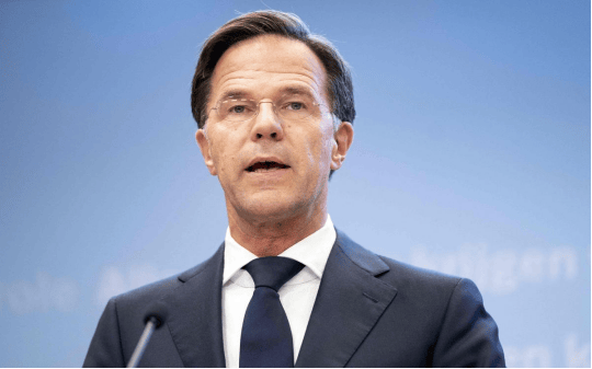 皇冠信用網代理如何申请_俄乌谈判有望了?北约32国开始行动皇冠信用網代理如何申请,俄罗斯内部矛盾爆发,普京“亲密盟友”突然辞职!