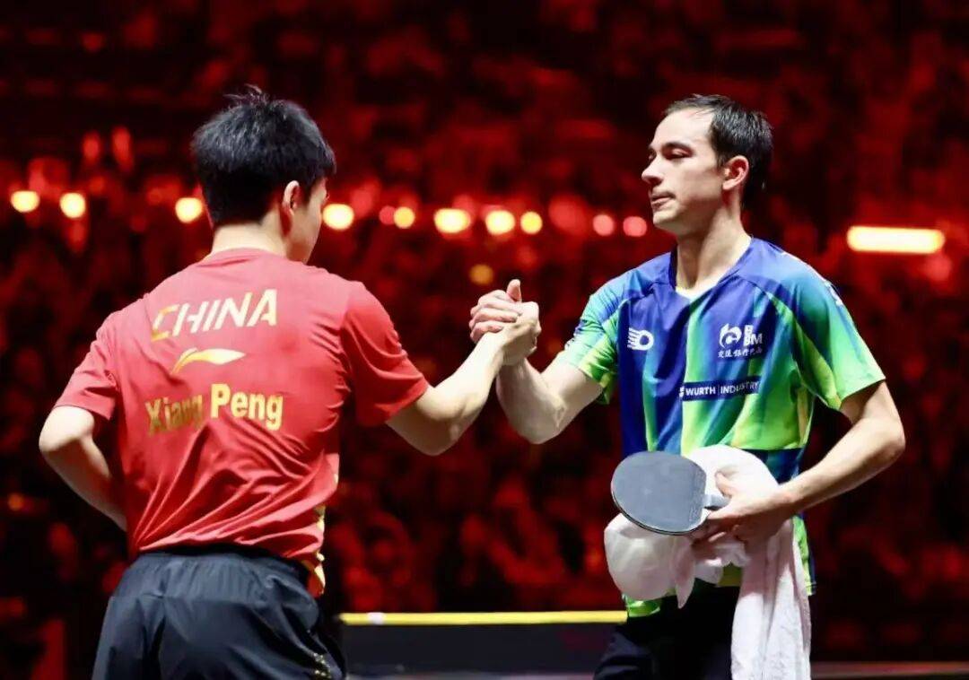 皇冠代理登录地址_孙颖莎、王曼昱女单争金皇冠代理登录地址，王楚钦、向鹏挺进男单4强 | WTT中国大满贯