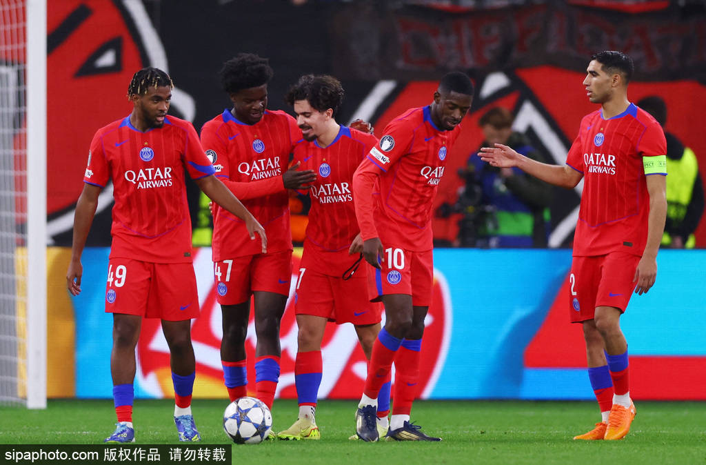 皇冠信用网代理流程_欧冠-K77传射登贝莱破门 十人巴黎7-2十人药厂升至榜首