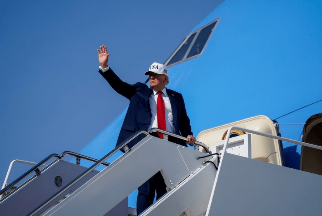 皇冠信用網代理申条件
_会晤很成功皇冠信用網代理申条件
,足足谈了100分钟,在中方临行之际,特朗普一路陪同